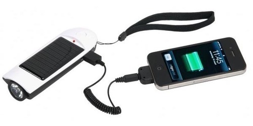 Travel Pal - Соларно зарядно за телефон и iPhone