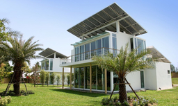Първият независим соларно - водороден дом